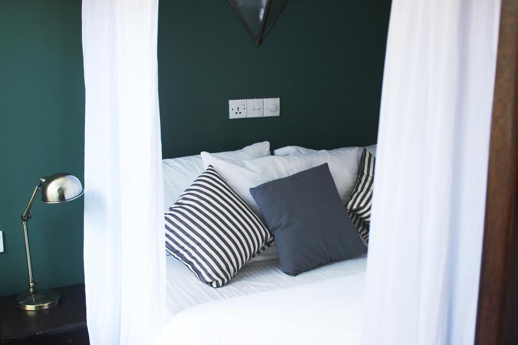 Bedspace Unawatuna Bagian luar foto