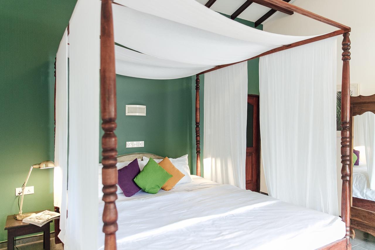 Bedspace Unawatuna Bagian luar foto