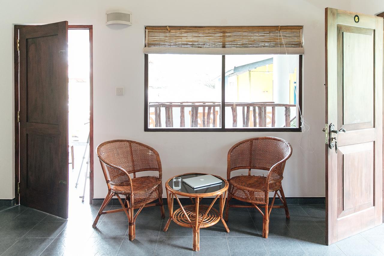Bedspace Unawatuna Bagian luar foto