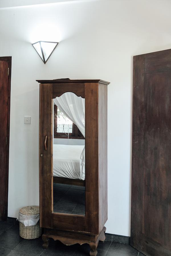 Bedspace Unawatuna Bagian luar foto